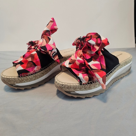 Free People Shoes - Free People 38 (7.5) Chapmin Floral Platform Slip On Sport Sandal NWOT NWOB $178